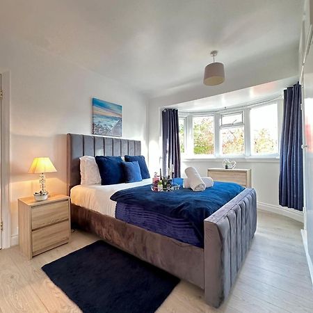 Luxurious Family Home In West Midlands Northfield Eksteriør bilde